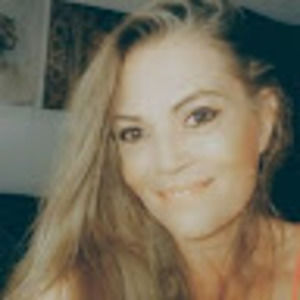 Meet your Posher, Kimberly dawn